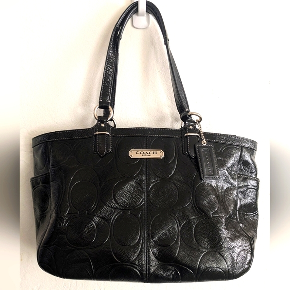 COACH GALLERY EMBOSSED PATENT LEATHER F19462. - Picture 1 of 12